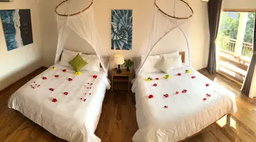 LA CASA RESORT
