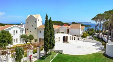 La Coluccia Hotel