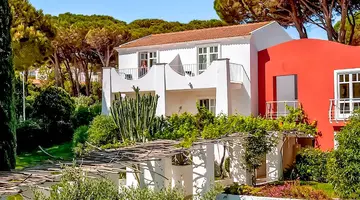 La Coluccia Hotel