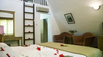 LA DIGUE ISLAND LODGE
