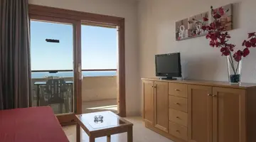 La Era Park Apt