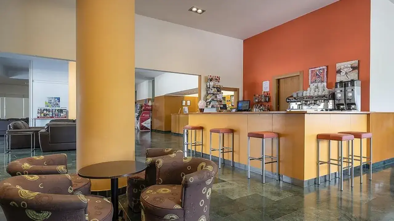 La Estacion