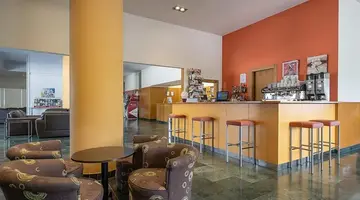 La Estacion