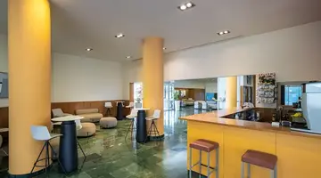La Estacion