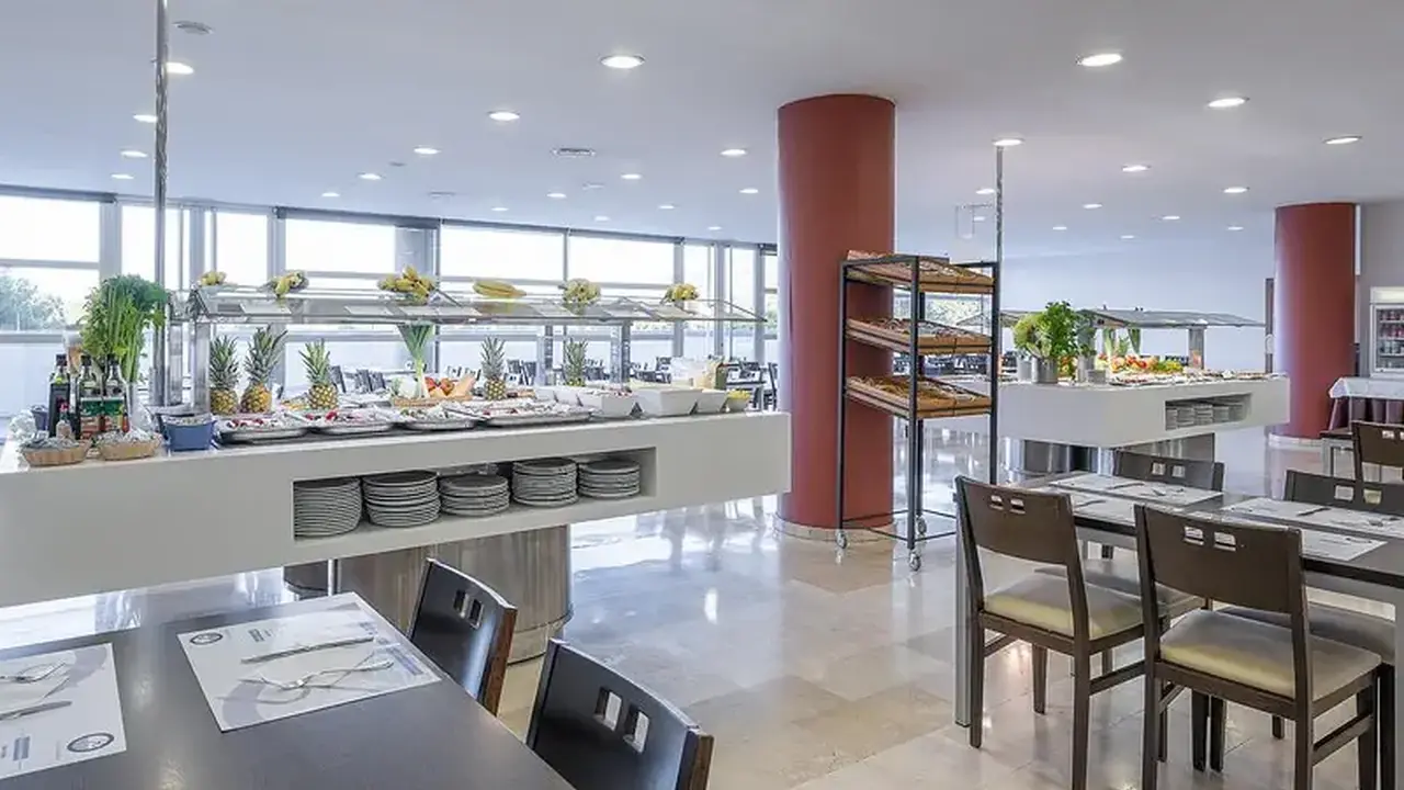 La Estacion