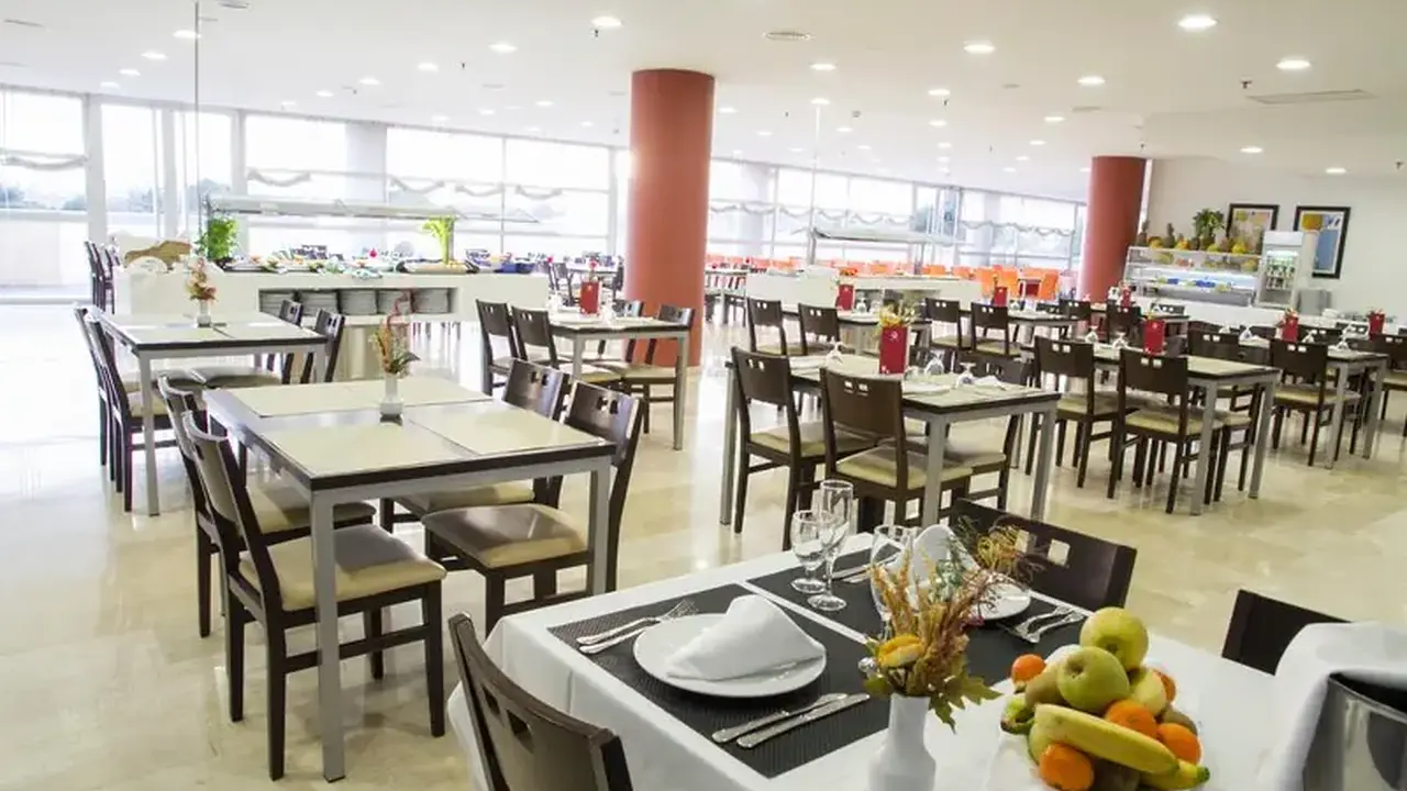 La Estacion