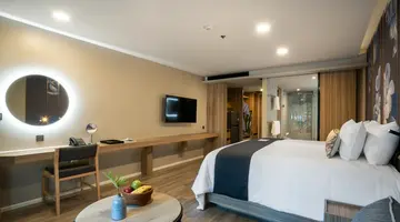 LA FLORA KHAO LAK