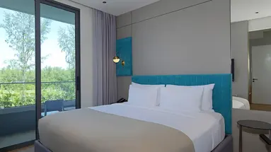La Green Hotel & Residence