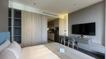 La Green Hotel & Residence
