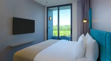 La Green Hotel & Residence