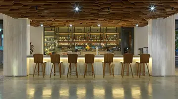 La Green Hotel & Residence