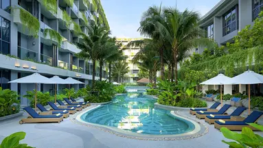 La Green Hotel & Residence