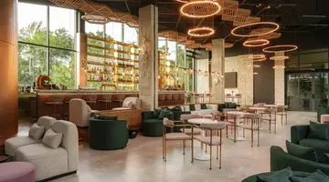 La Green Hotel & Residence