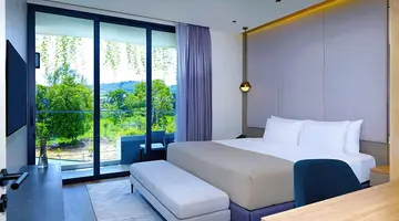 La Green Hotel & Residence