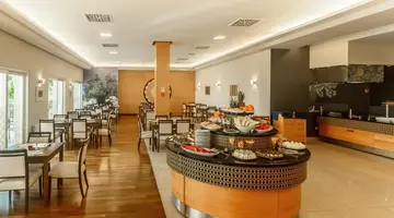 La Luna Hotel