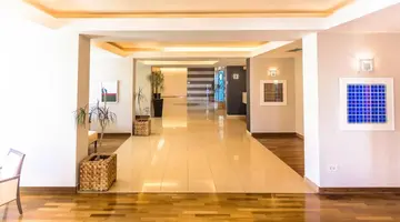 La Luna Hotel