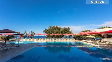La Luna Hotel