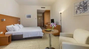 La Luna Hotel
