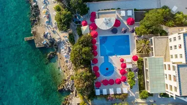 La Luna Hotel