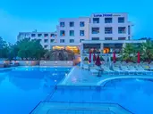 La Luna Hotel