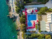 La Luna Hotel