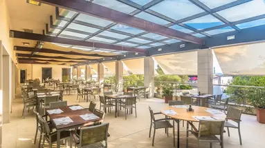 La Luna Hotel