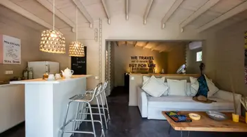 La Luna Suite Apartments