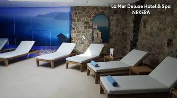 La Mer Deluxe Hotel Spa Resort