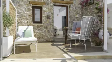 La Mer Deluxe Hotel & Spa