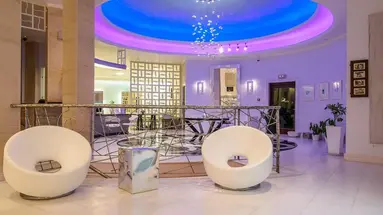 La Mer Deluxe Hotel & Spa