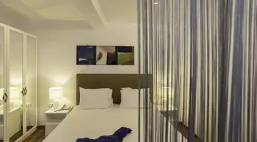 La Mer Deluxe Spa Resort
