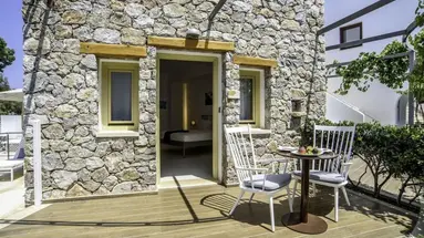La Mer Deluxe Spa Resort