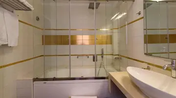 La Mer Deluxe Spa Resort
