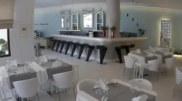 La Mer Deluxe Spa Resort