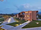 La Mer Resort and Spa