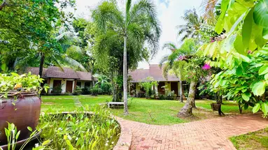 LA MER RESORT