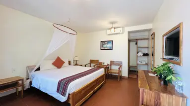 LA MER RESORT