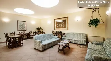 LA PERLA NERA LIDO HOTEL