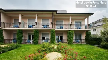 LA PERLA NERA LIDO HOTEL