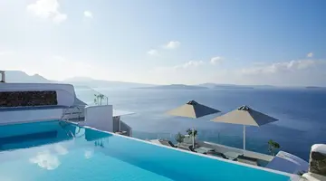 La Perla Villas and Suites