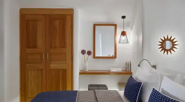 La Perla Villas and Suites