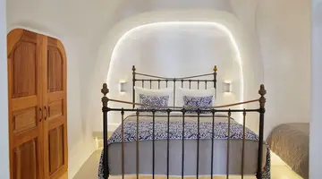 La Perla Villas and Suites
