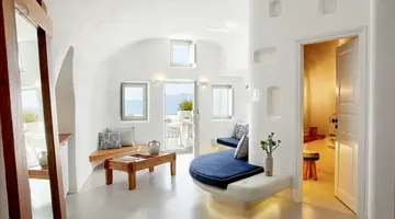 La Perla Villas and Suites