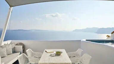 La Perla Villas and Suites