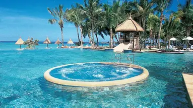 La Pirogue A Sun Resort