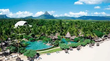 La Pirogue A Sun Resort