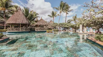 LA PIROGUE MAURITIUS