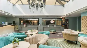 La Prima Fashion Hotel
