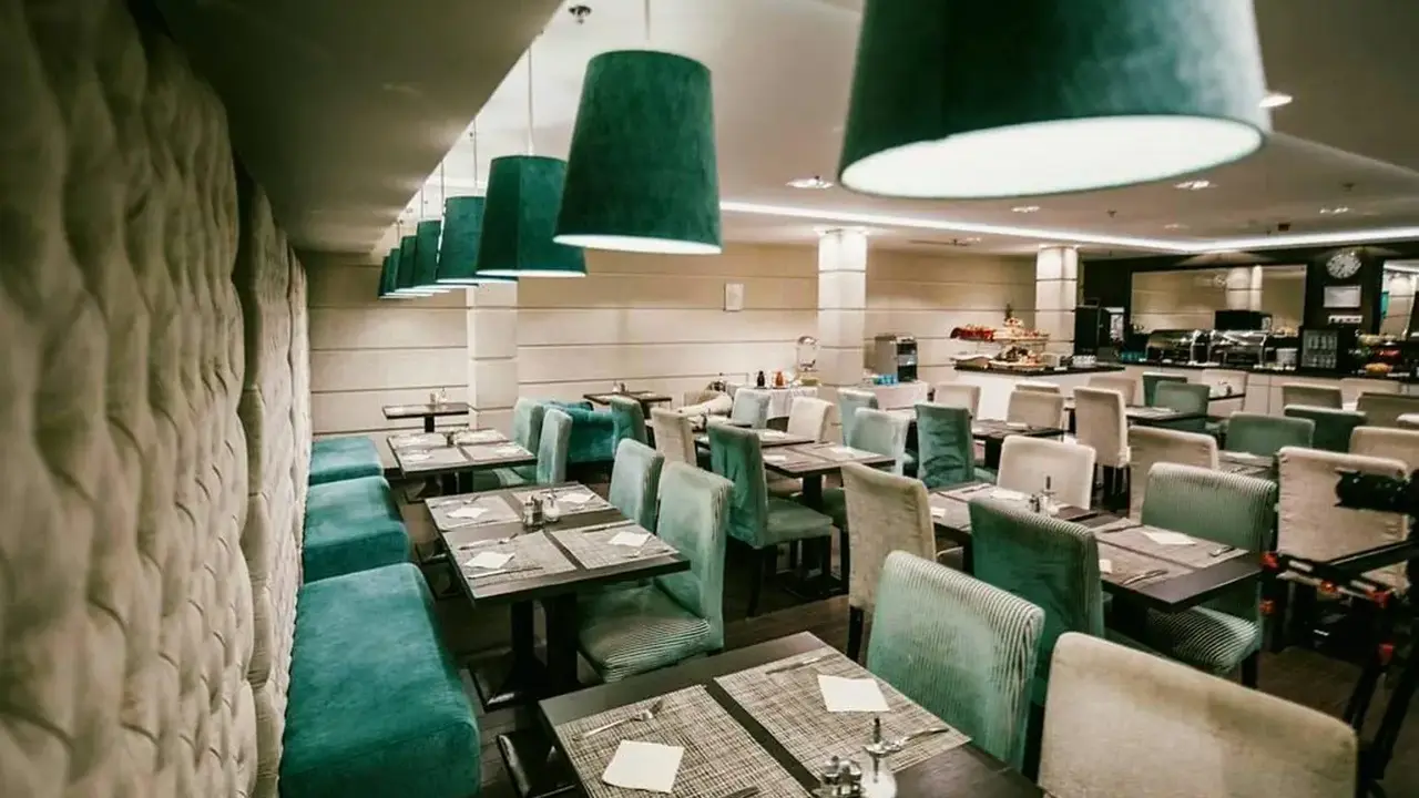 La Prima Fashion Hotel