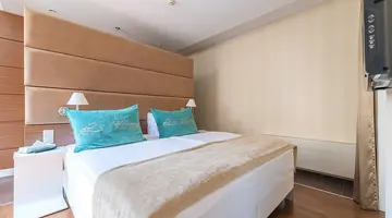 La Prima Fashion Hotel